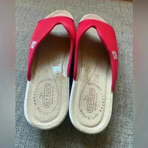 Fly Flot Sandals Women's Size US 10.5 Red Mesh Anti Shock Comfort Anatomi - Picture 3 of 7